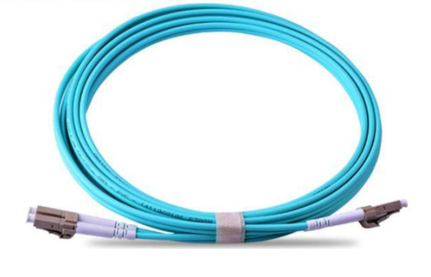 corde de correction de LC LC OM3/OM4 3Meter PVC à plusieurs modes de fonctionnement LSZH de duplex de 10 gigabits