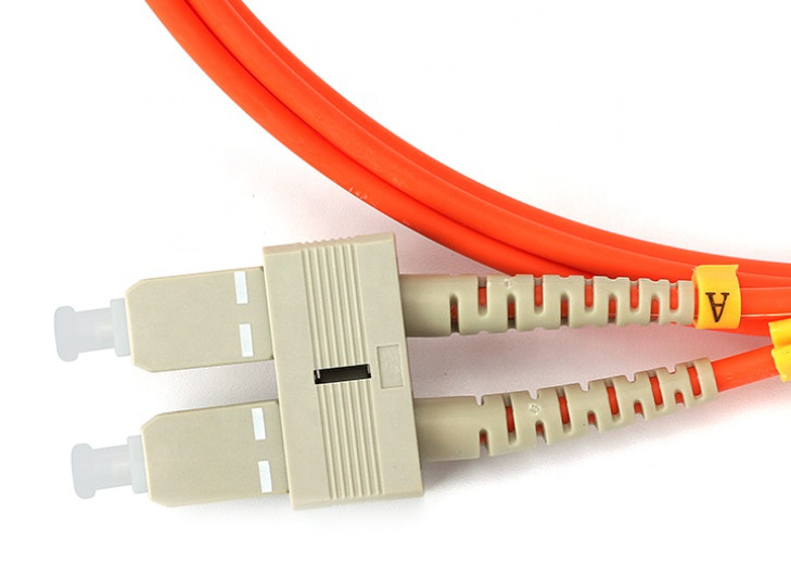 PVC à plusieurs modes de fonctionnement duplex de Sc optique LC 50/125 LSZH de la corde de correction de fibre de 2.0mm 3.0mm OM2