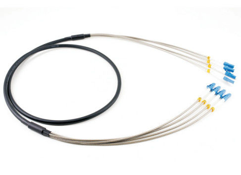 La correction optique blindée de fibre attachent le SM Uniboot blindé de noyaux de LC 4 extérieur