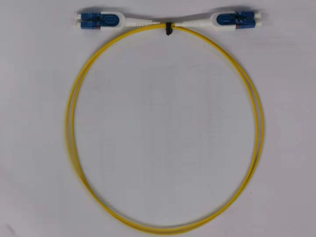 SM optique G657A1 de la corde de correction de fibre de duplex LC LC avec le câble de rond d'Uniboot