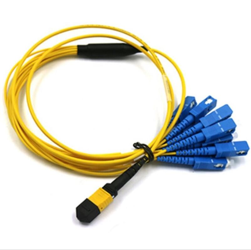 12 câble d'évasion du noyau MPO, câble de correction de Sc de MTP pour FTTH FTTA