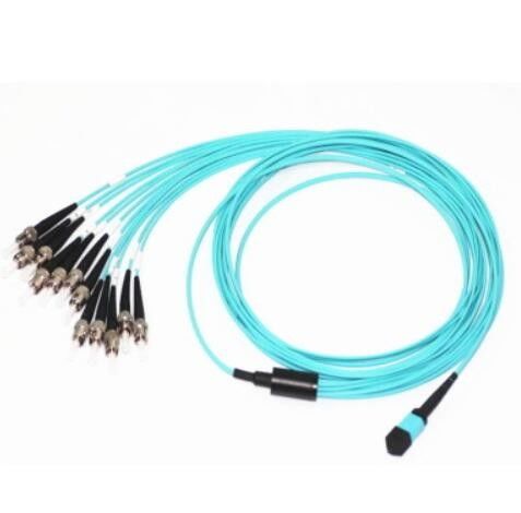 Câble à haute densité de tronc de MPO, MPO à la corde de correction de fibre optique de St OM3