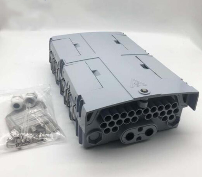 COULEUR de GRIS optique optique extérieure de la boîte de distribution de fibre de noyau de l'ABS 24 de DistributionPC de fibre IP65