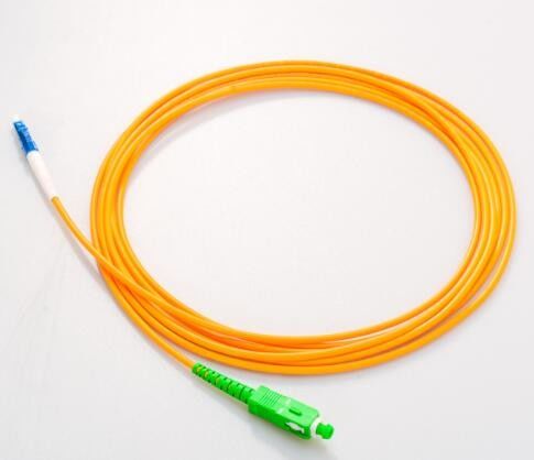 Corde de correction de mode unitaire de Sc LC 3m LC recto UPC à Sc RPA 3.0mm