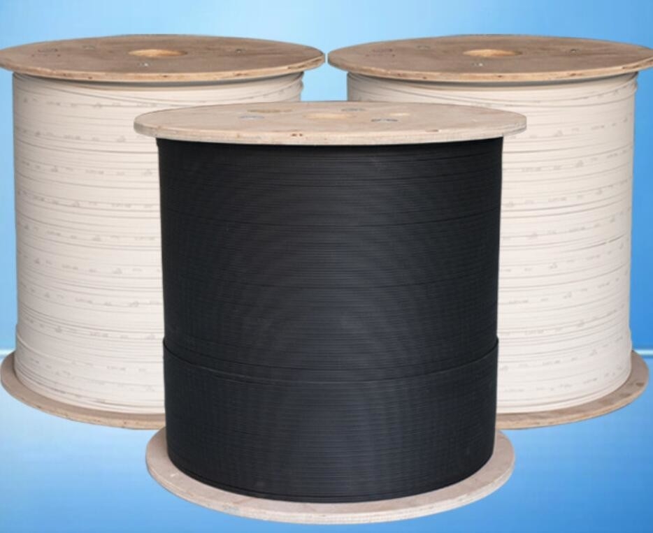 Fil en cuir extérieur GJYXCH-2B de 2core 3steel de papillon de deux-noyau extérieur de câble à fibres optiques