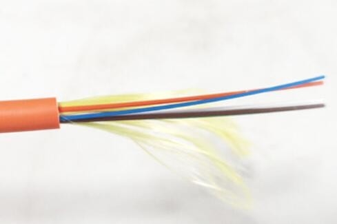 OM2 24 creuse les câbles GJFJH d'intérieur 62.5/125 50/125 de fibre multimode