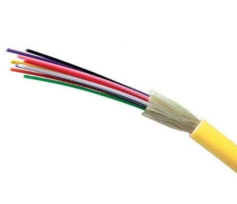 Câble d'intérieur 1 de Gjfjv 2 4 6 câblage d'intérieur de câble optique de fibre du noyau G652D/corde de tresse/correction